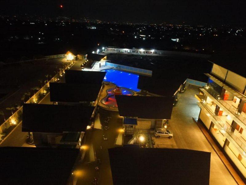 Cahaya Villa Hotel גארוט מראה חיצוני תמונה
